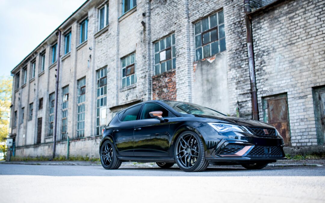 Seat Leon Cupra R | Concaver Wheels CVR3 Carbon Graphite